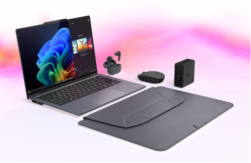A computer with a screen and a mouse and a case

Description automatically generated with medium confidence