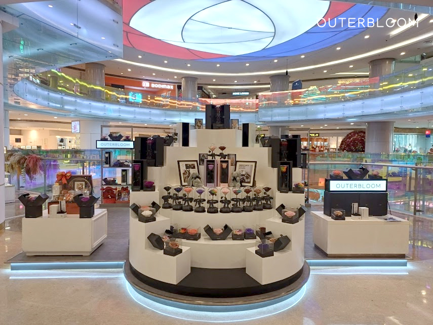 Gerai terbaru Outerbloom di Lotte Mall, 1F, Jakarta Selatan.