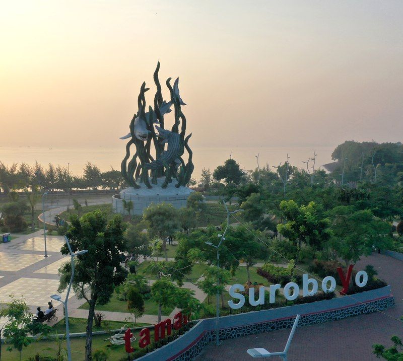 Taman Suroboyo salah satu ikonik Surabaya