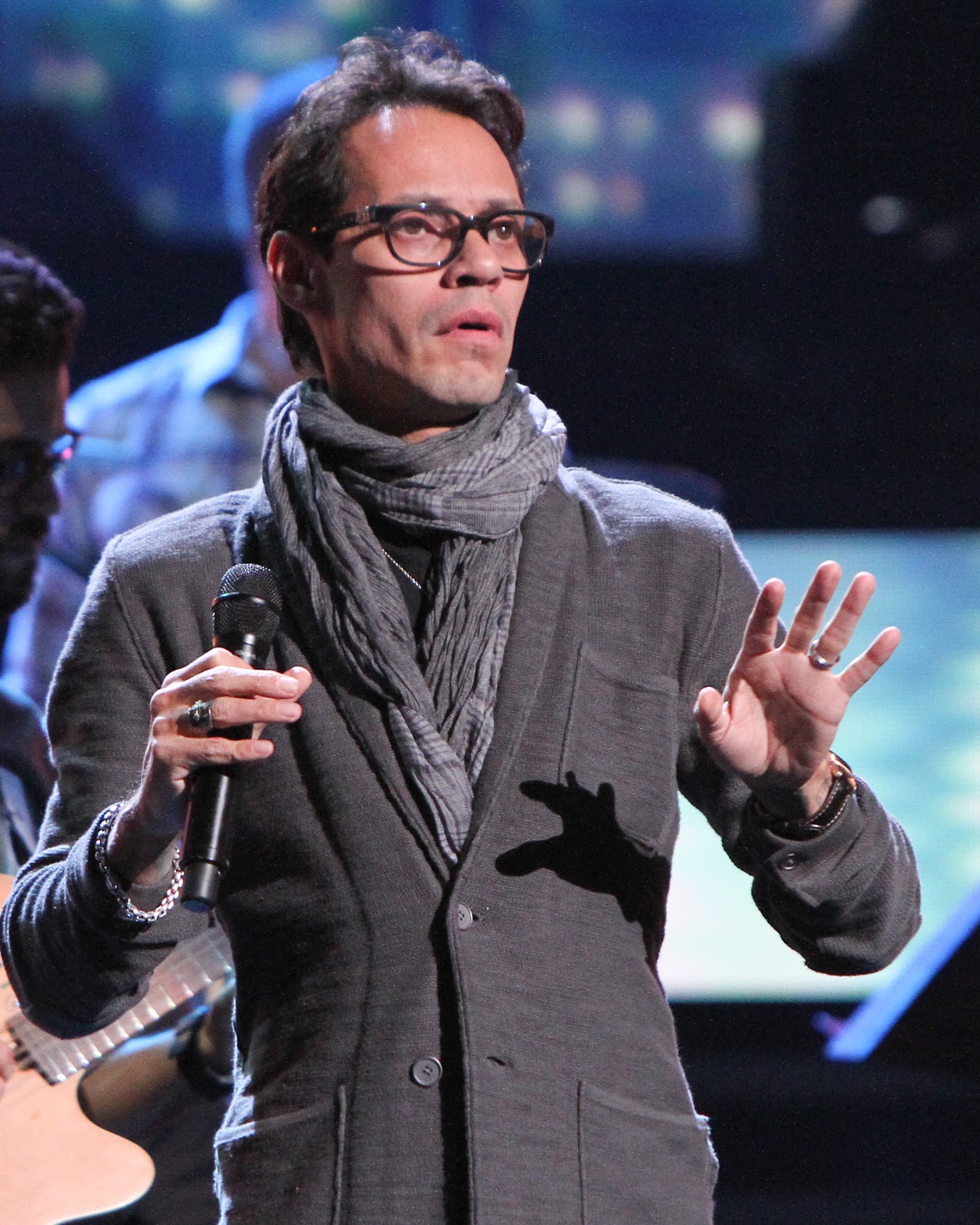 Marc Anthony rehearsing for the 2015 Premios Lo Nuestros Awards in Miami, Florida on February 18, 2015 | Source: Getty Images