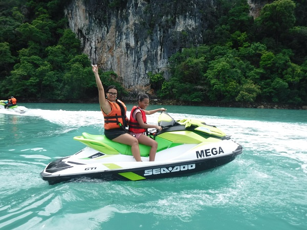 10 outdoor activities in langkawi for day time adventure jetski tour
