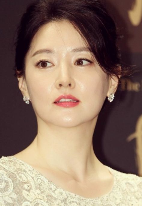 This contains an image ofLee Young Ae