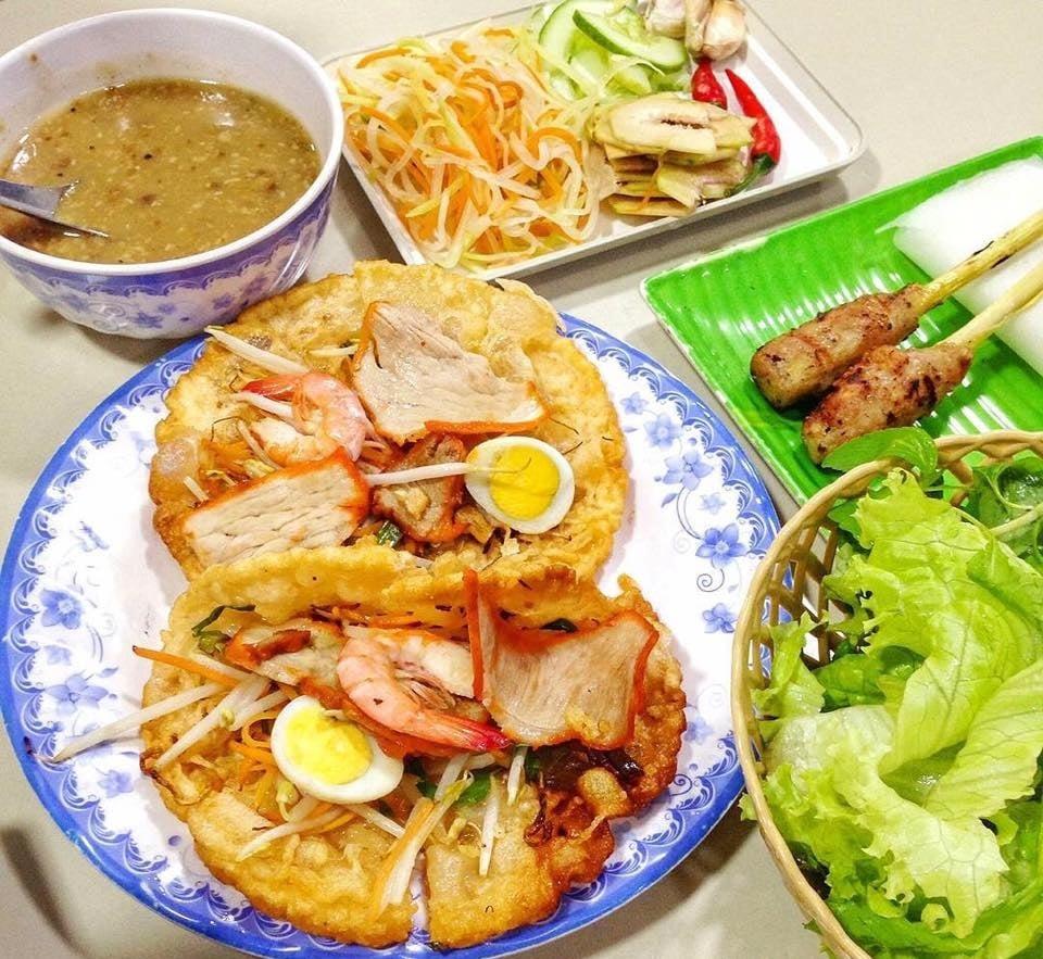 Bánh khoái Huế