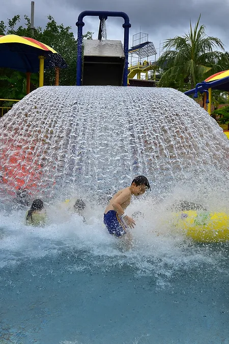 A'Famosa Waterpark - Waktu Operasi dan Harga Tiket Masuk