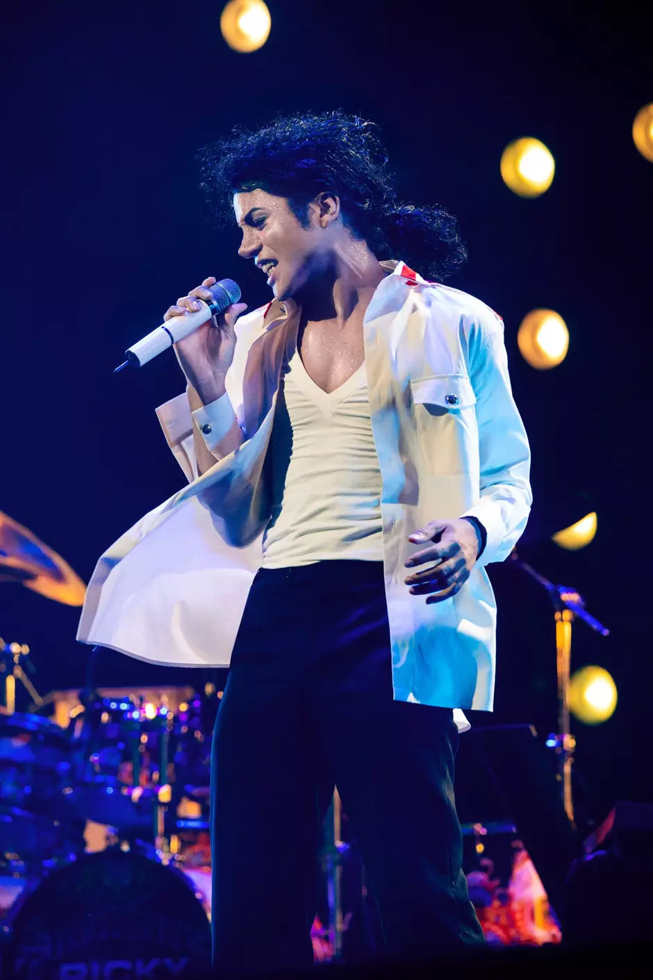 Imagem de conteúdo da notícia "Michael Jackson: Cinebiografia de Rei do Pop Só Sai em 2025" #1