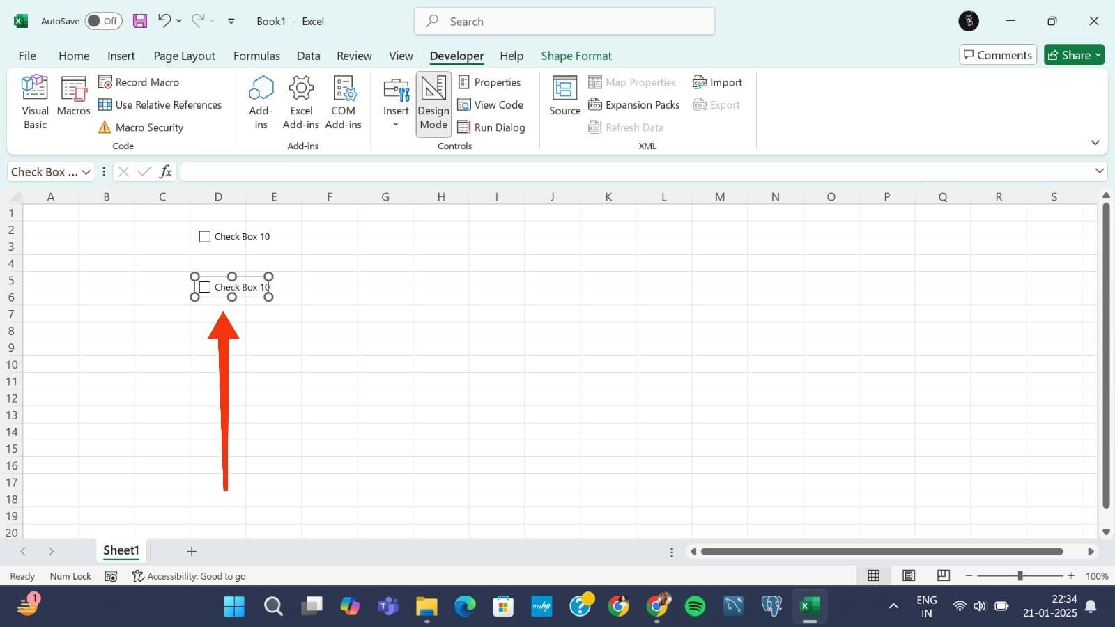 How to Insert Checkbox in Excel: drag the checkbox