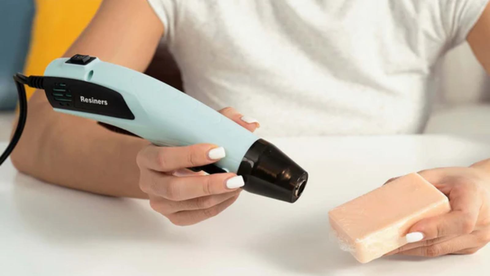 Common Heat Gun Problems in Resin Art