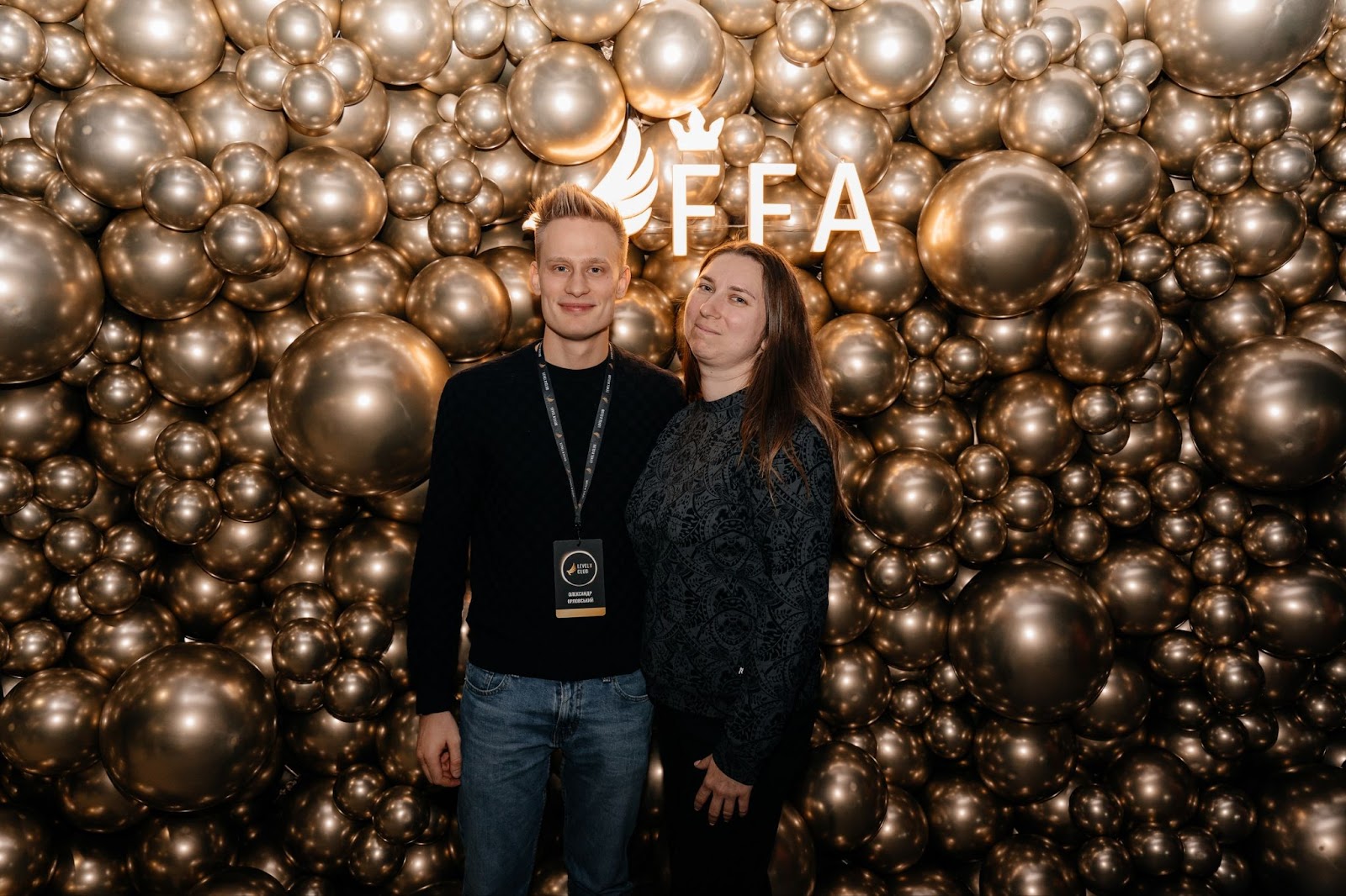 Oleksandr Orlovskyi with a member of FFA Level X Club