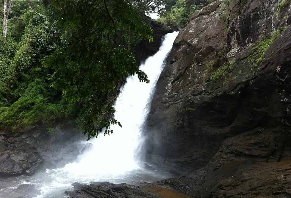 12 best waterfalls in india