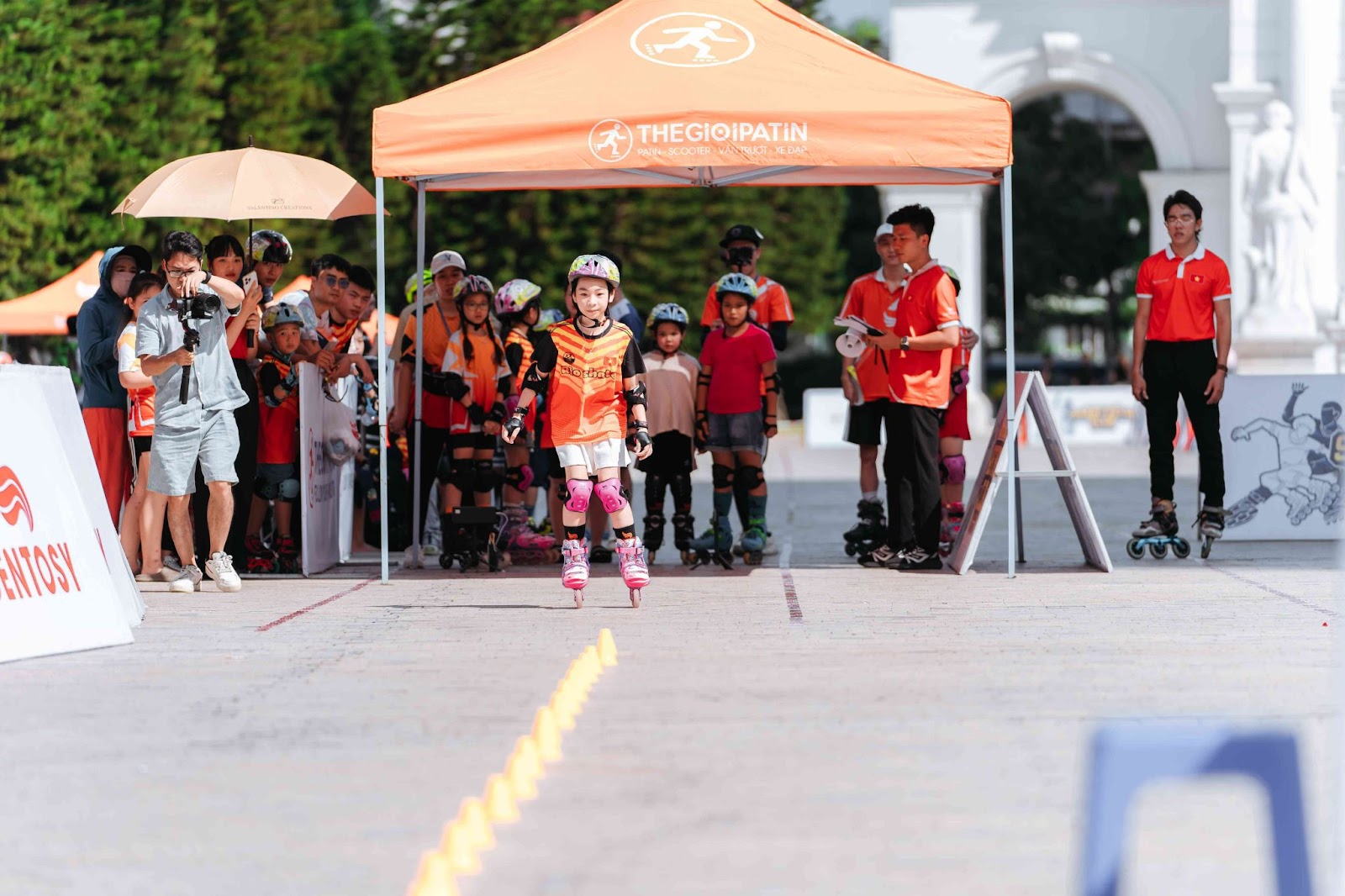 Địa chỉ mua giày patin Flying Eagle F2S