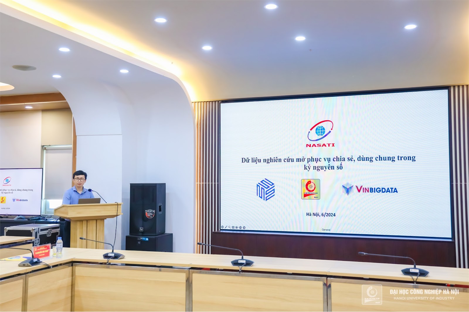 Hội thảo giới thiệu và khai thác nền tảng quản lý và chia sẻ dữ liệu nghiên cứu khoa học và công nghệ dùng chung openscience.vn