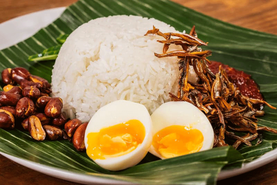 Nasi Lemak - un plat de ne pas manquer en Malaisie en Mars