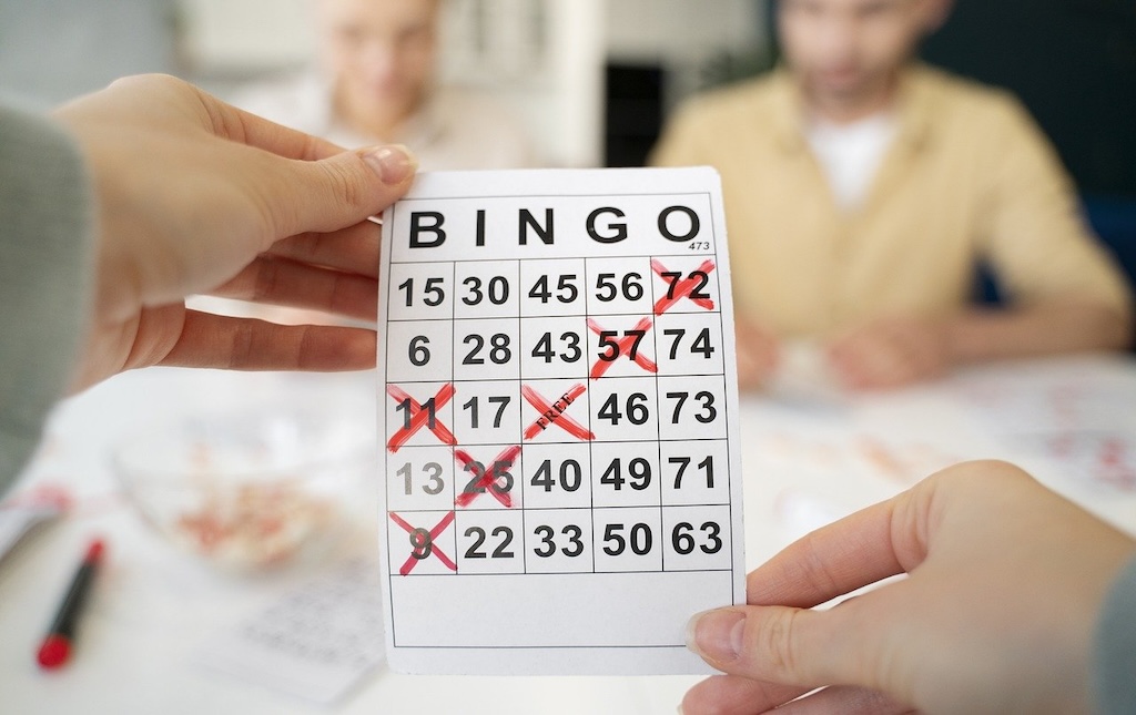 Bingo card displaying diagonal bingo win