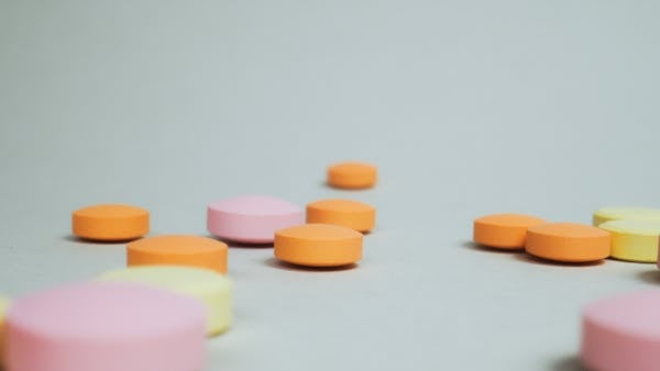 How to Choose the Right Nutritional Supplements for You