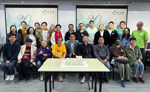 羅健熙連任民主黨主席　避談明年參選立會與否