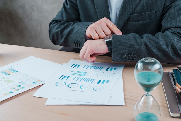 How Business Economics Drives Company Growth