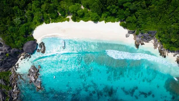 25 Photos That Celebrate the Wild, wild nature, untamed landscapes, nature, landscape, outdoor freedom, earth rawness