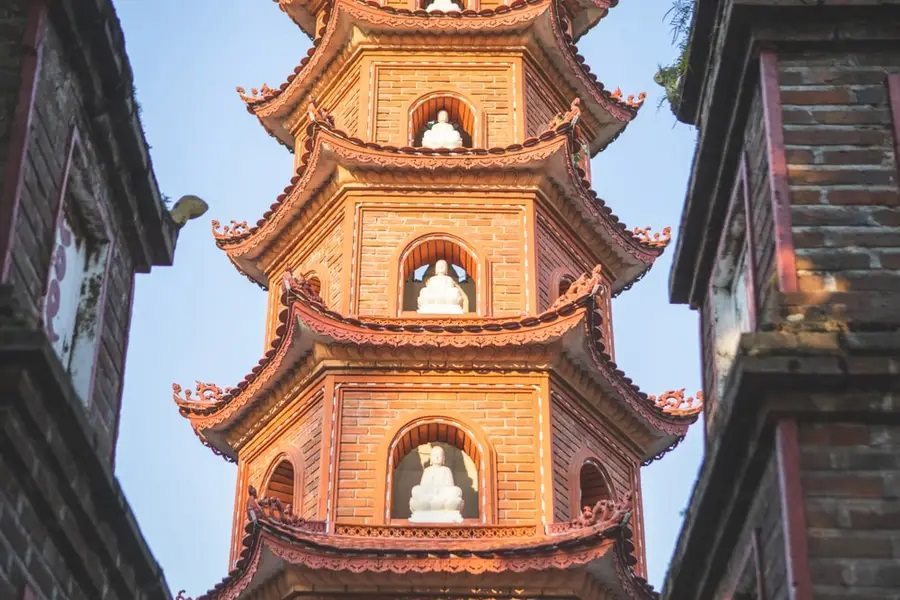 66 Buddha statues in the Stupa