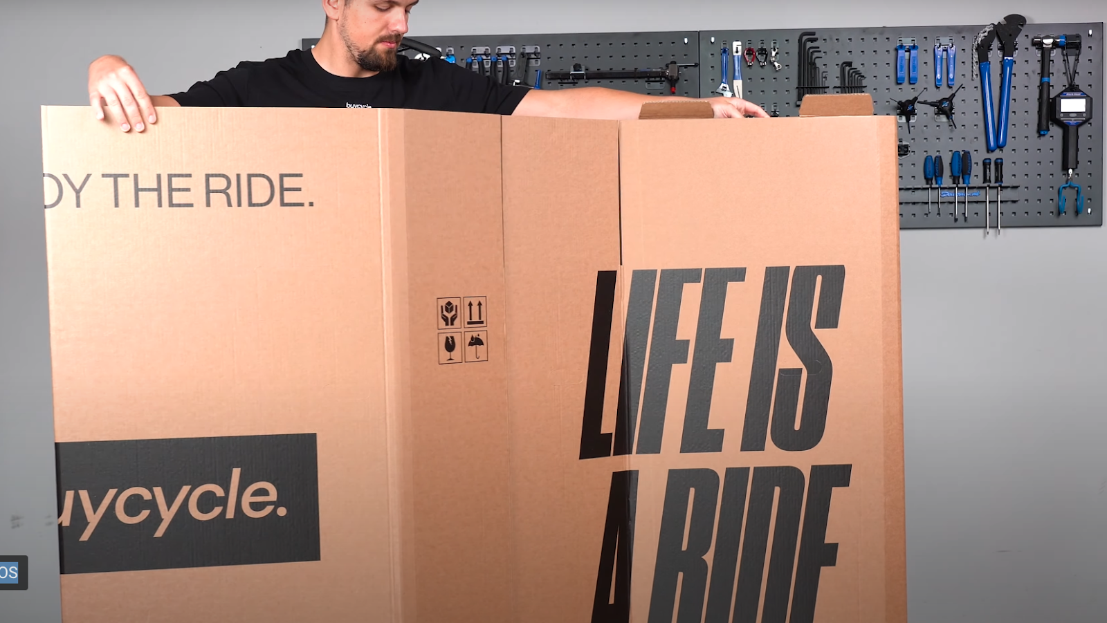 How to pack your bike: Medium Box