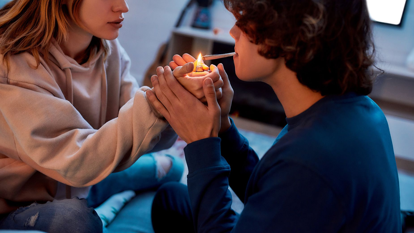 Exploring the Mental Health Risks of Galaxy Gas Abuse