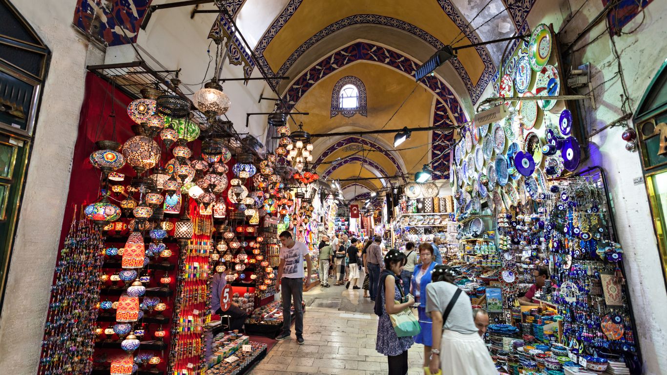 بازار - رحلات تركيا - مرماريس - مواكب للسياحة Grand Bazaar- Marmaris - Turkey trips - Mawakeb Travel