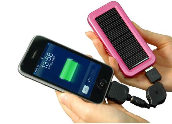 What are the Benefits of Solar Powered Cell Phone Chargers? - News about  Energy Storage, Batteries, Climate Change and the Environment