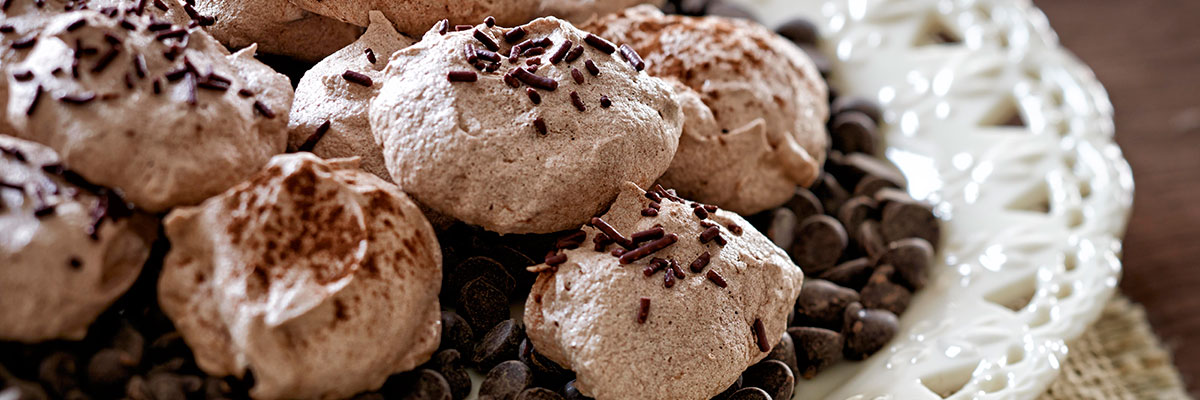 Chocolate Chip Meringue Cookies