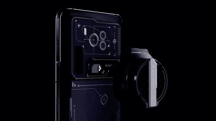 a black cell phone with a screen and a camera