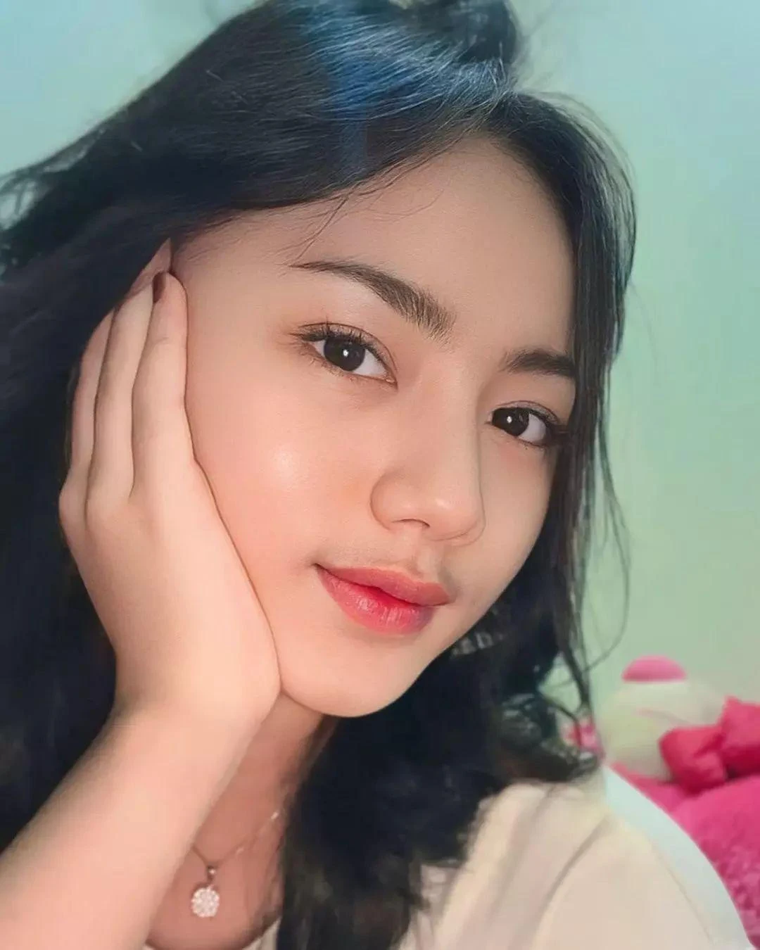 Gadis Cantik yang Membuatmu Lupa Segalanya, gadis cantik, lupa segalanya, cewek seksi