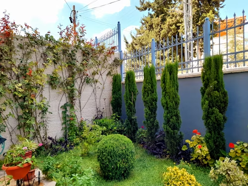 how to build garden wall