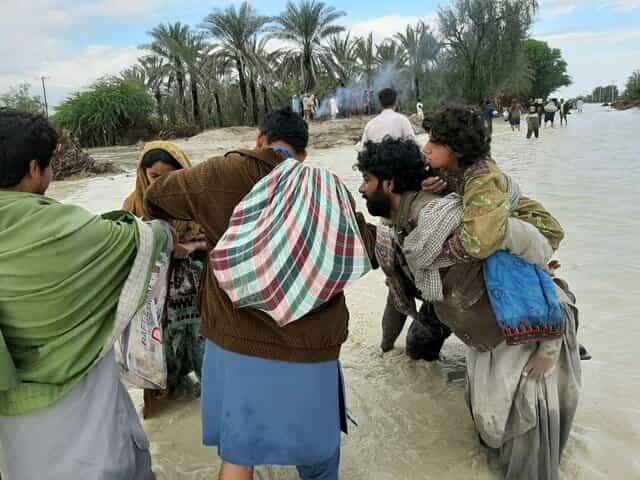 https://i.zamaneh.media/u/wp-content/uploads/2020/04/seil-sistan-baloochestan-flood-iran.jpg?width=1200