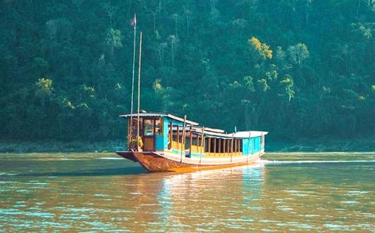 Lào: Lật thuyền trên sông Mekong, nhiều người thiệt mạng và mất tích - Báo  Thái Nguyên điện tử