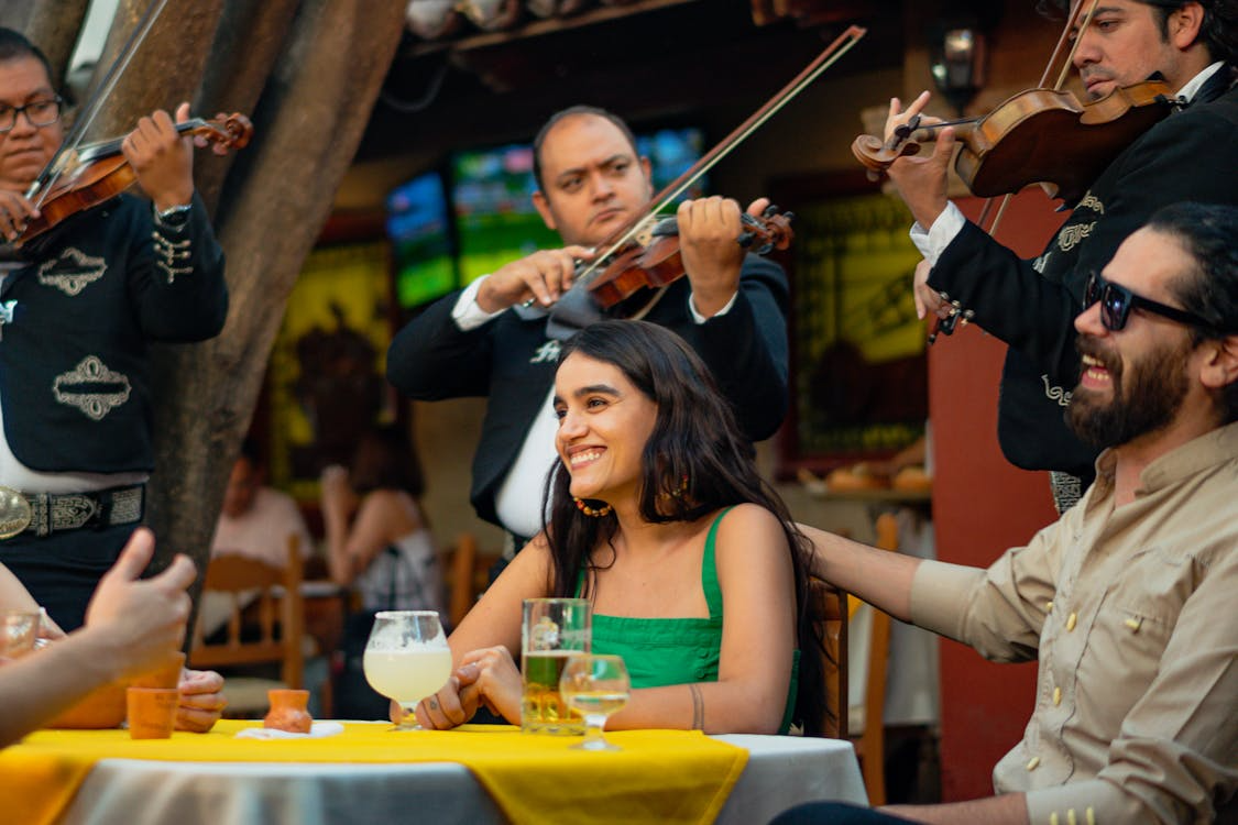 Why Restaurant Entertainment Matters 
