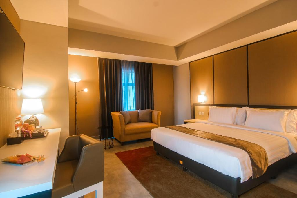 hotel staycation di surabaya - BeSS Mansion Hotel Surabaya