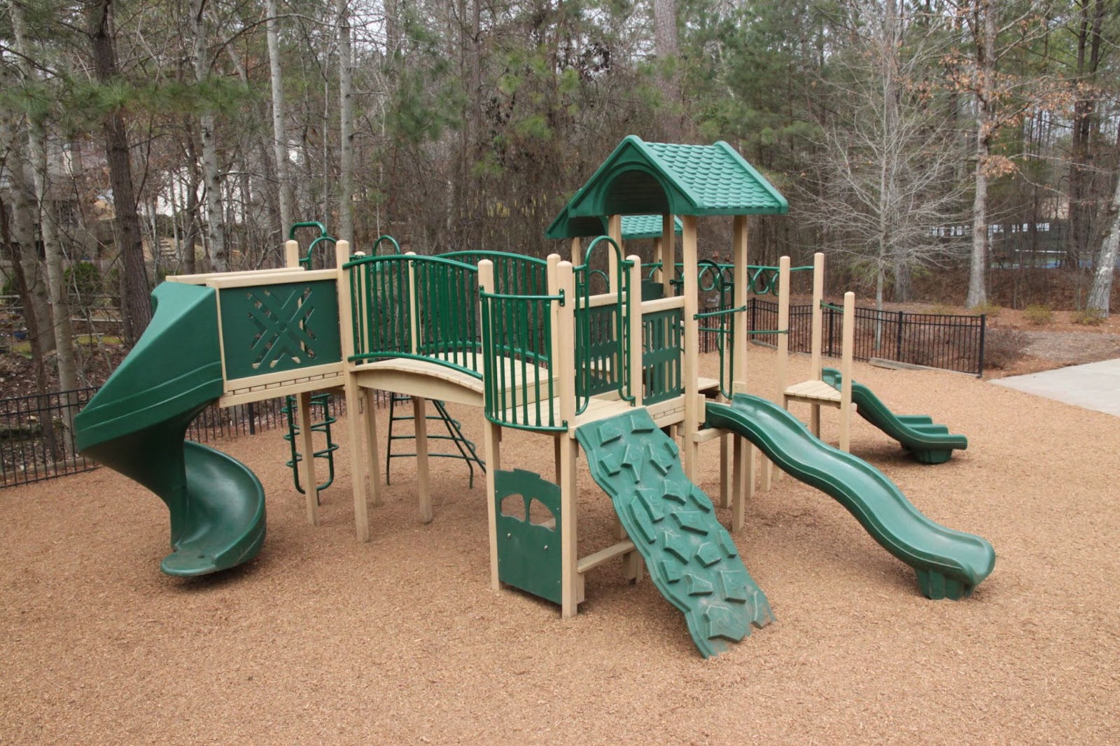 EcoPlay Green Playground Structure