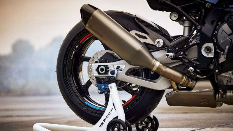 รถจักรยานยนต์ BMW M1000RR 2023