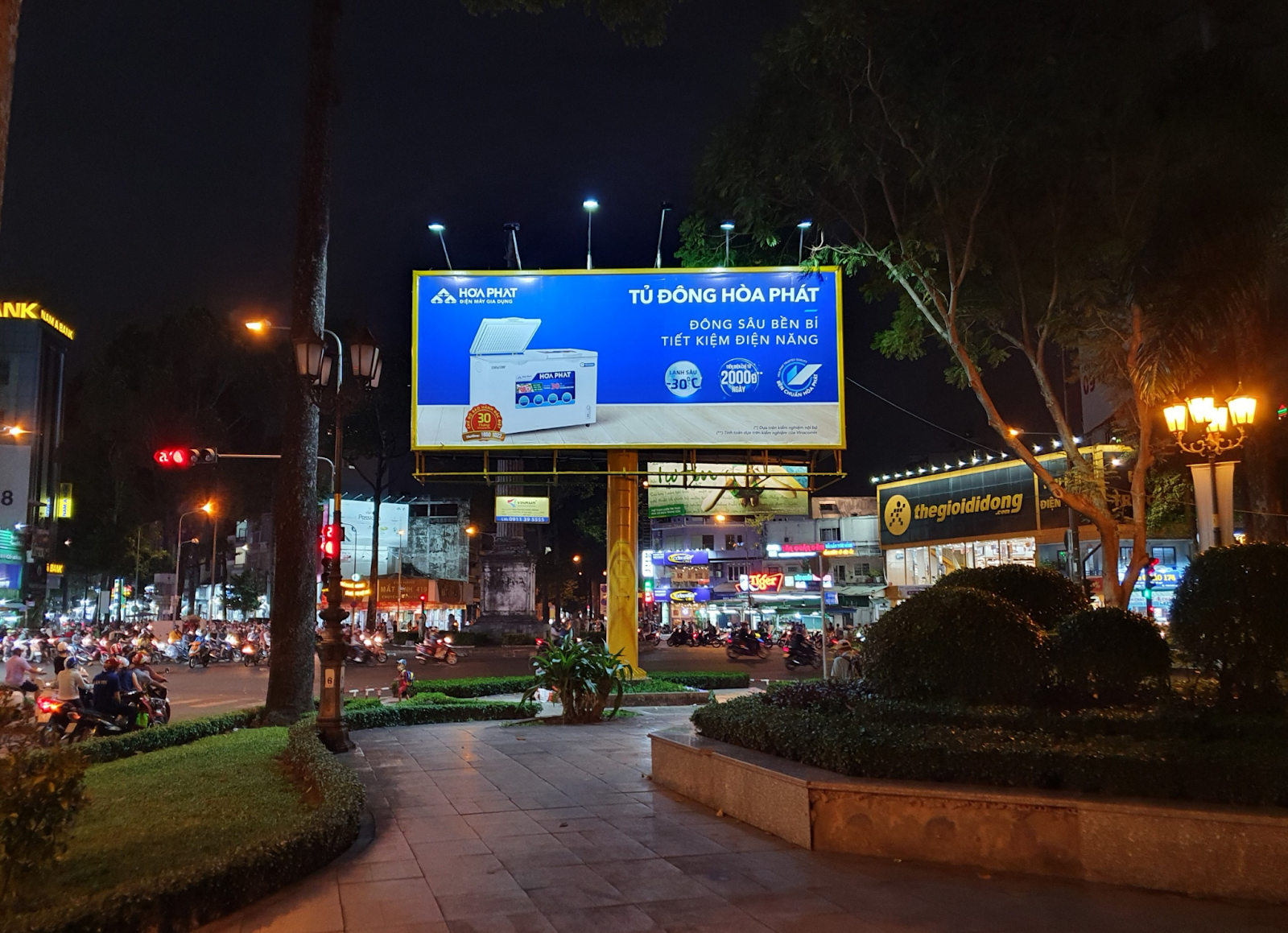 VINAMA cho thuê billboard tại Quận 5