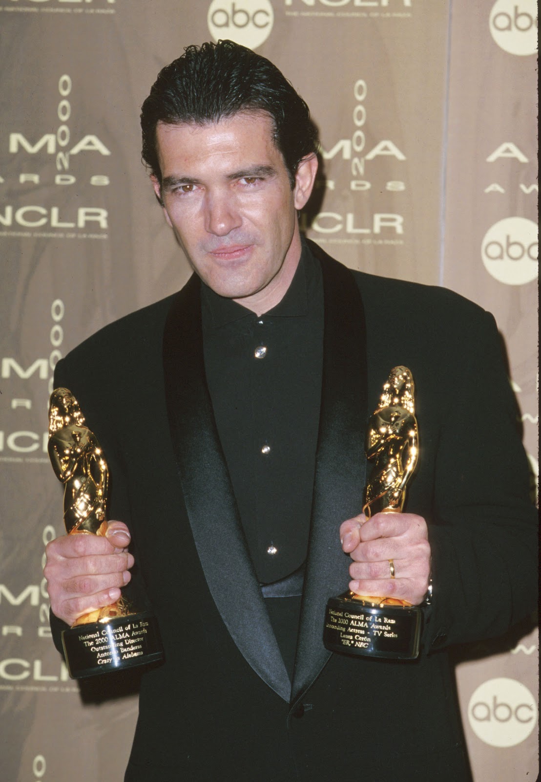 Antonio Banderas during The ALMA Awards in Pasadena, California, on April 16, 2000. | Source: Getty Images