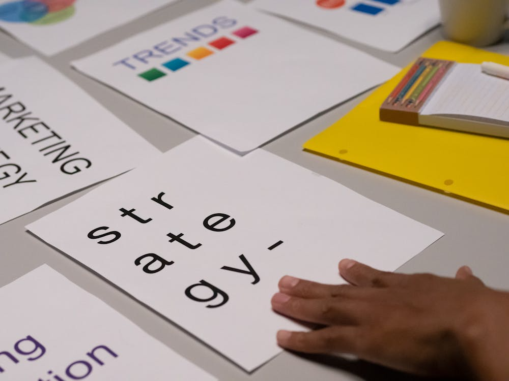 The Digital Detox: How Print Marketing Cuts Through the Noise