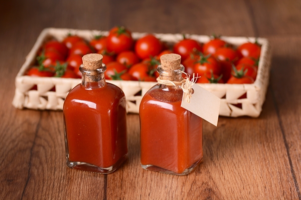 Une sauce ketchup maison, pour accompagner des cordons-bleus