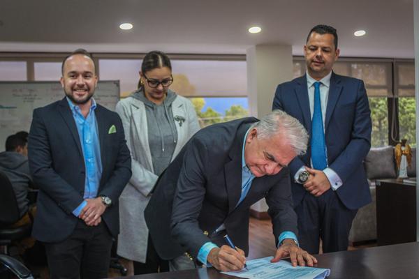 ¡Es oficial! estadio de fútbol para Garzón una realidad