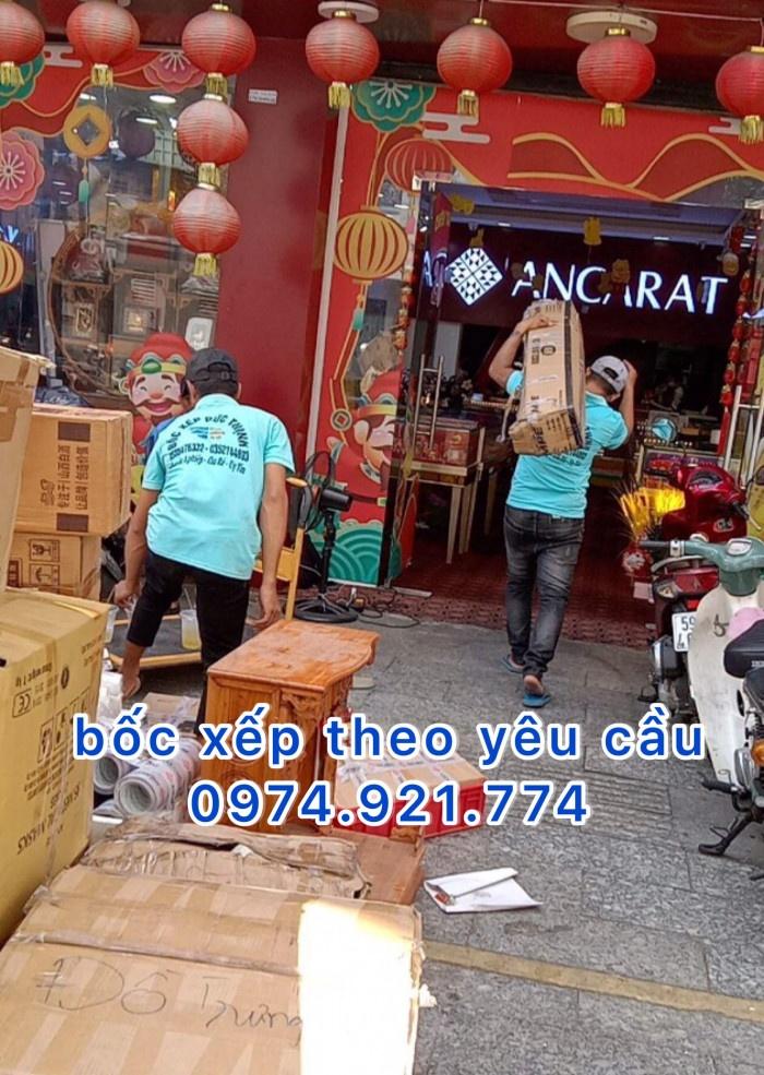 bốc xếp hóc môn