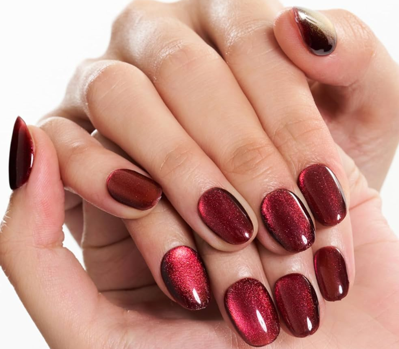 Glossy Red on Short Rounds