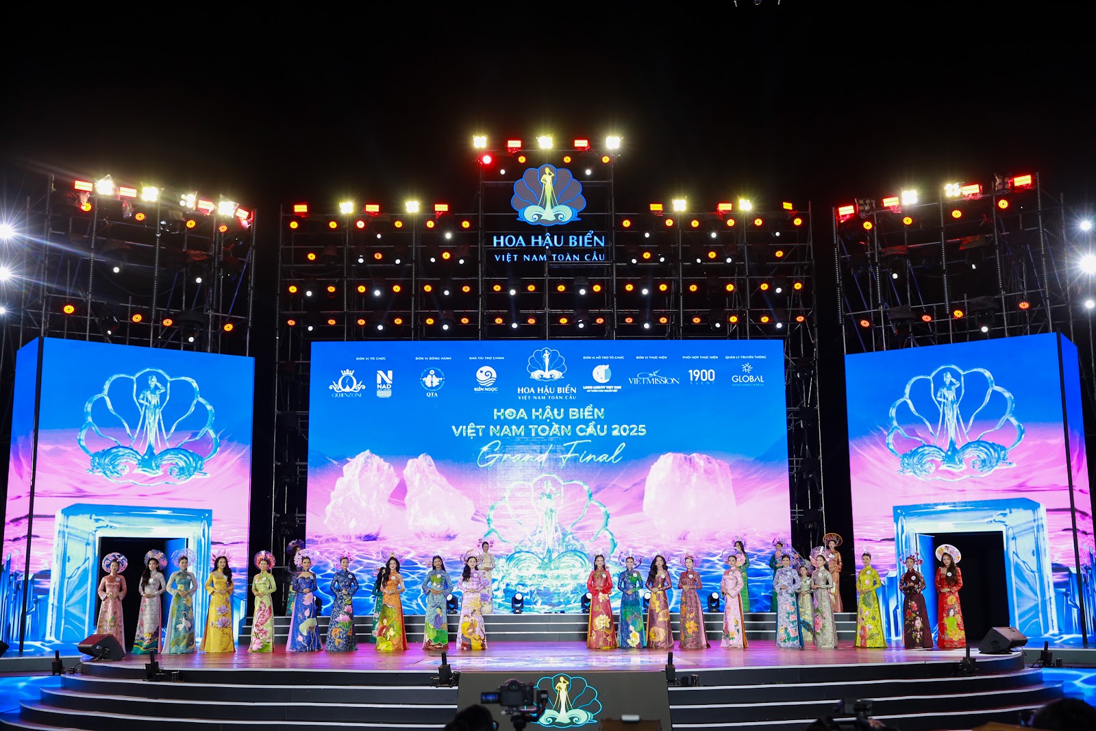 Nguyễn Hoài Phương Anh đăng quang Hoa hậu Biển Việt Nam Toàn cầu 2025 - 1