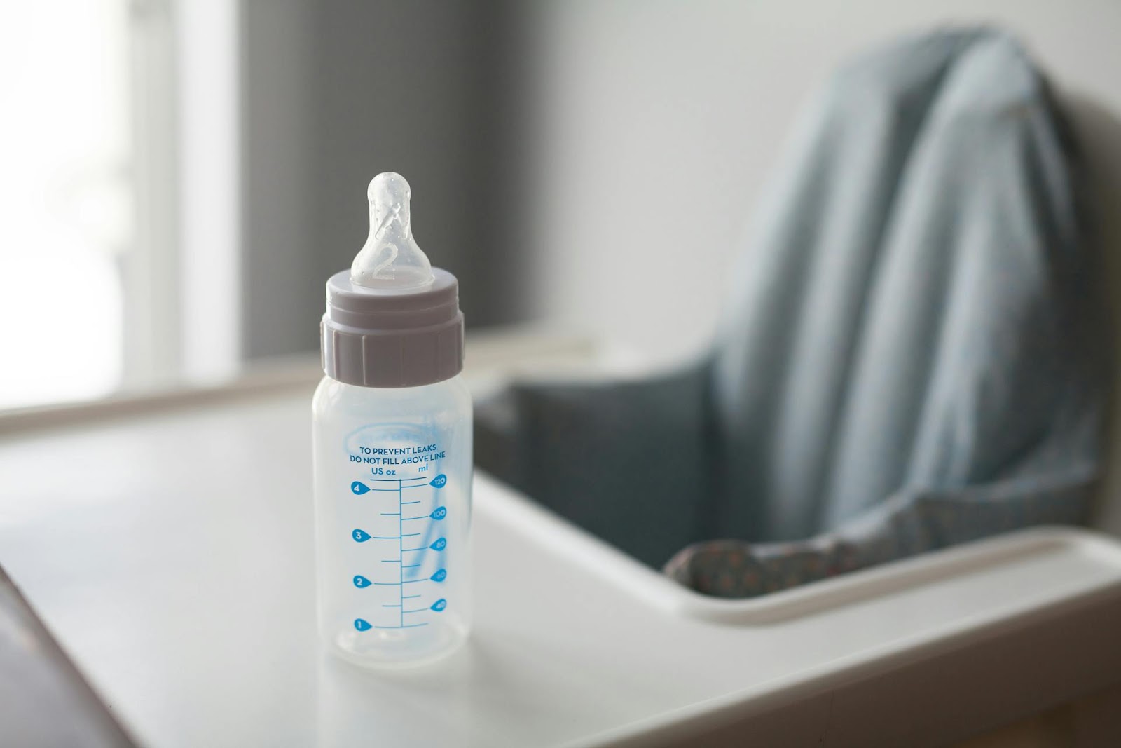 A baby bottle | Source: Pexels