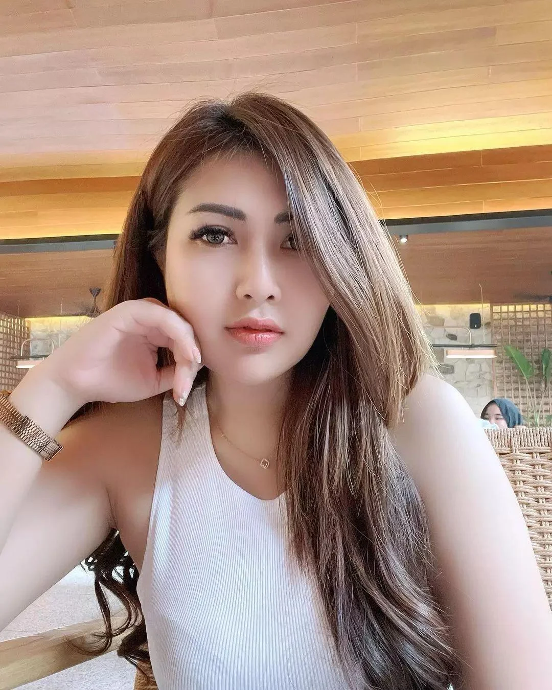 Gadis Manis Membawa Kehangatan dalam Setiap Senyum, gadis manis, senyum hangat, cewek imut