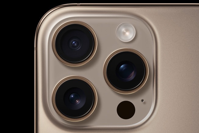 Giá iPhone 16 Pro Max bao nhiêu? Có đắt hơn 15 Pro Max?