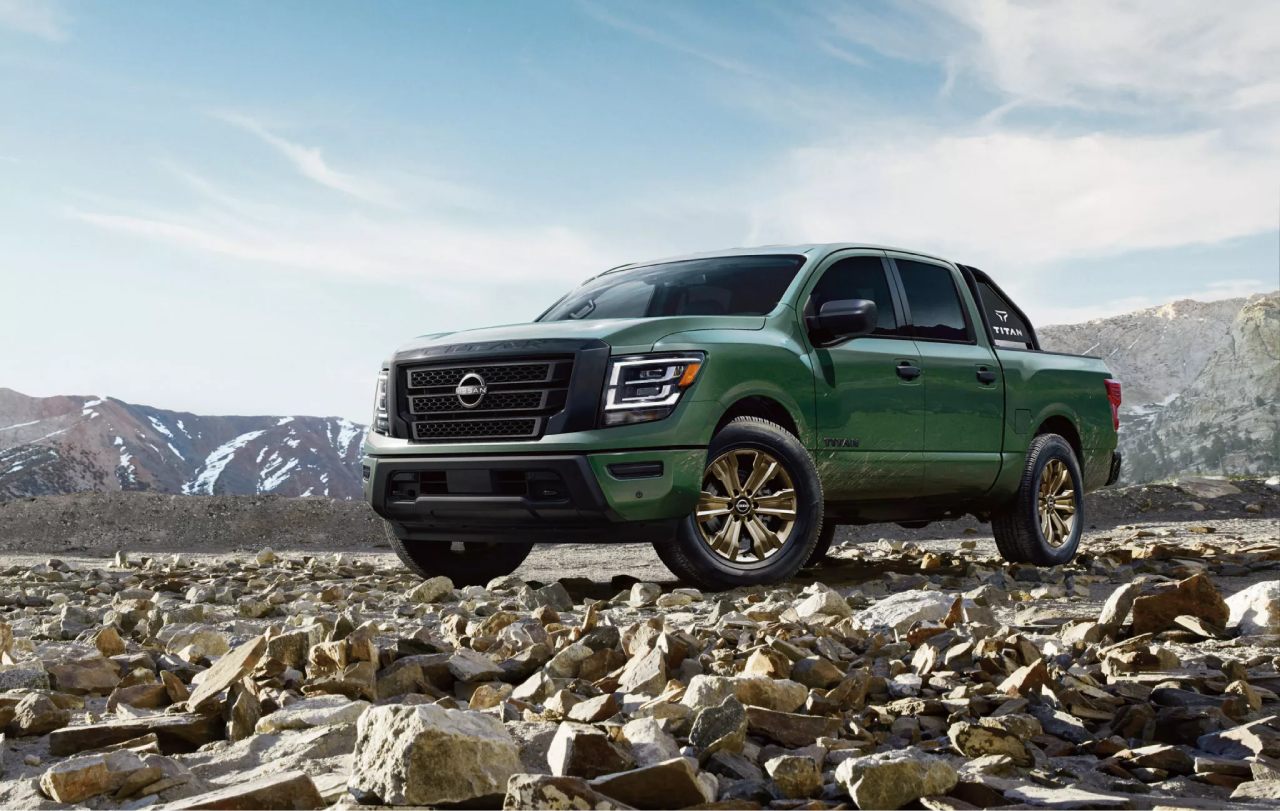 Nissan and Honda negotiate to produce full-size pickup trucks in the US, leveraging collaboration to expand lineup and boost production. 
