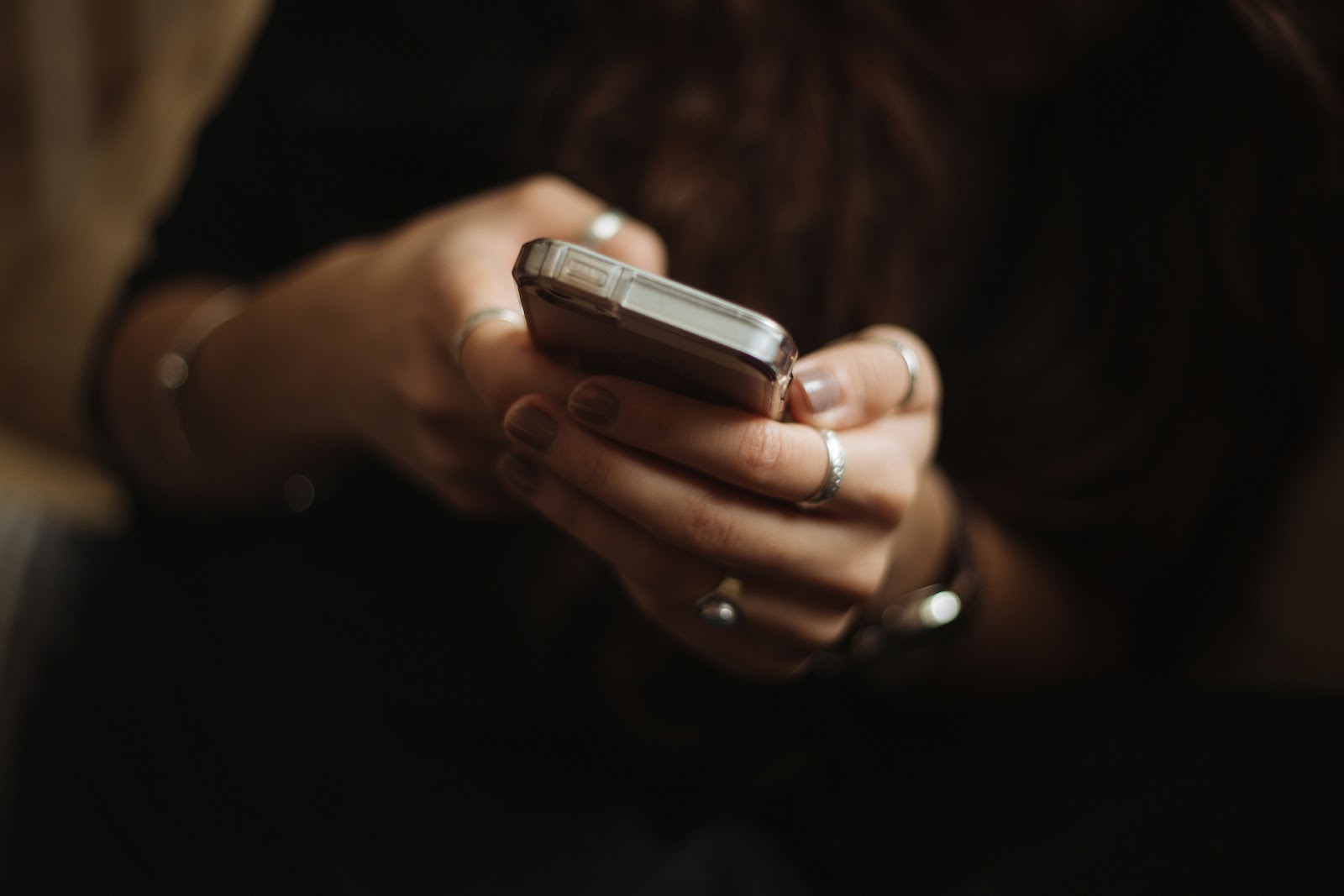 A person holding a smartphone | Source: Unsplash