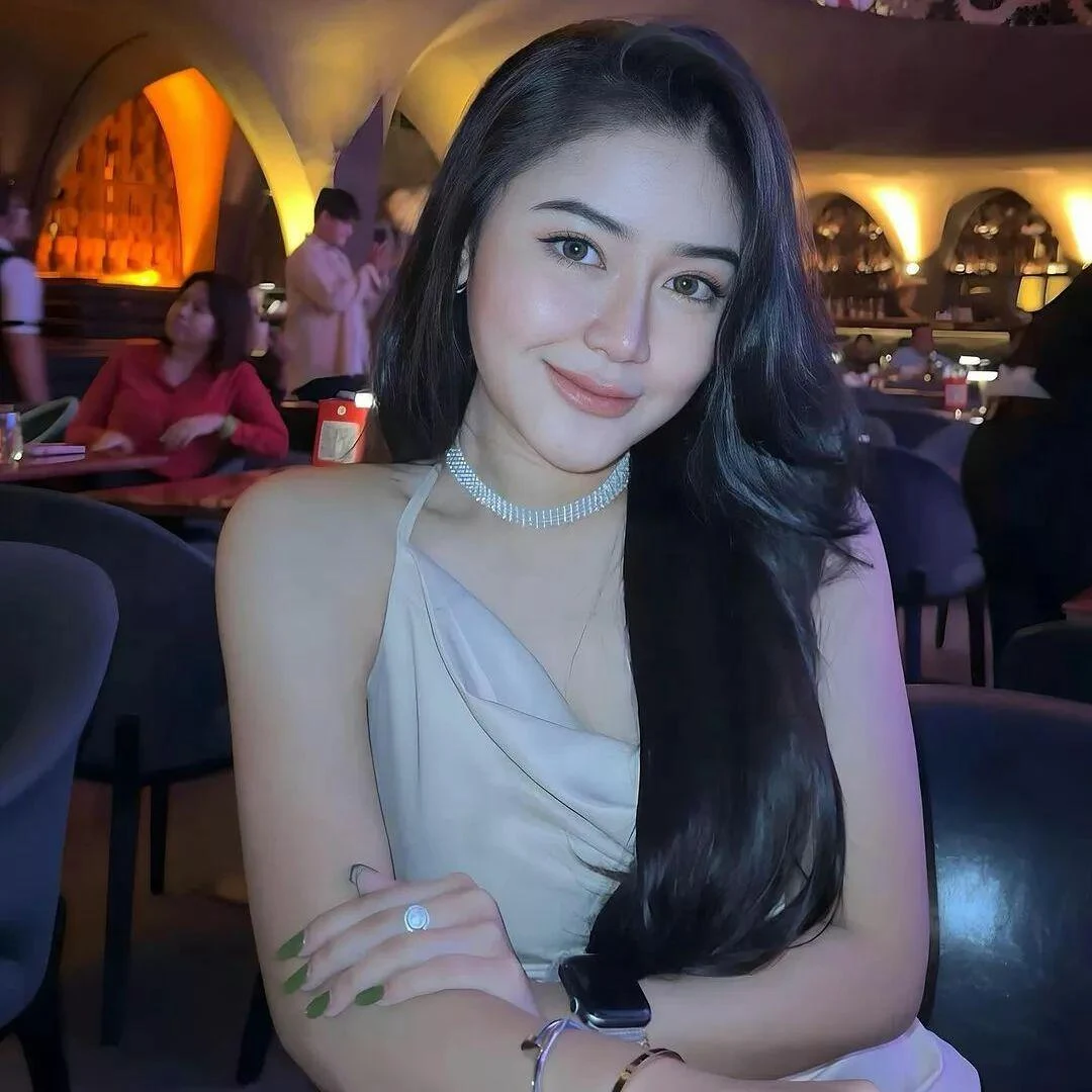 Gadis Hot yang Membuat Gairahmu Membara di Setiap Sudut, gadis hot, gairah membara, cewek seksi